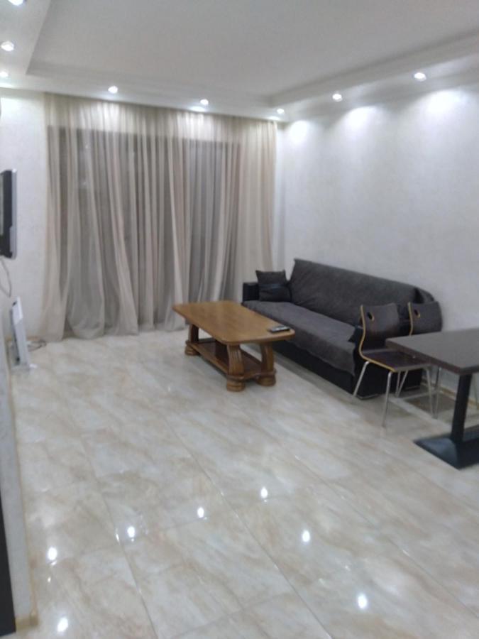 Apartment Melashvili 4 Batoumi Extérieur photo