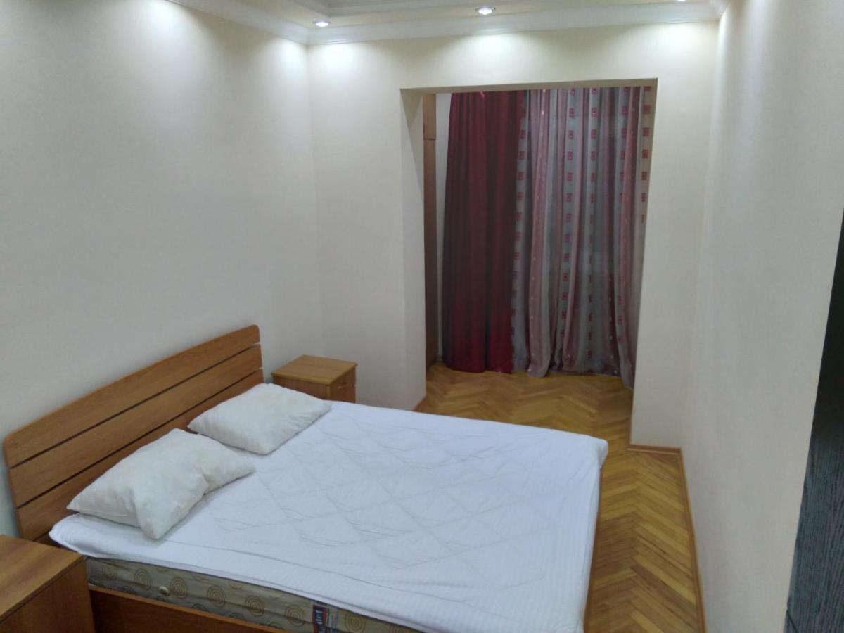 Apartment Melashvili 4 Batoumi Extérieur photo