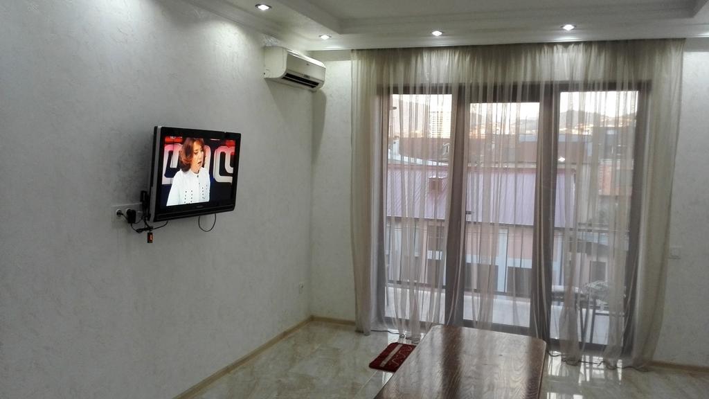Apartment Melashvili 4 Batoumi Extérieur photo